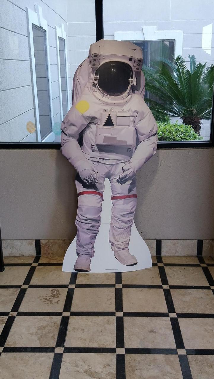 Days Inn & Suites By Wyndham Webster Nasa-Clearlake-Houston Ngoại thất bức ảnh